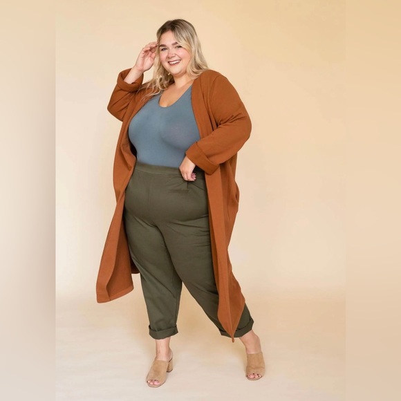 NettlesTale Valdes Cardigan in Caramel - Picture 2 of 10